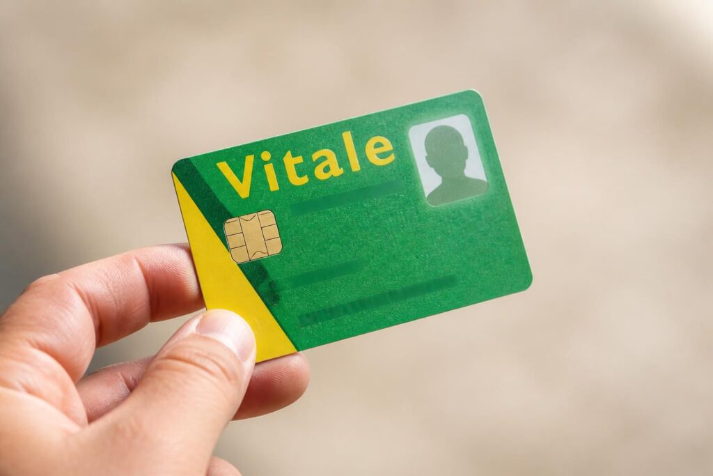 découvrez où trouver le code organisme d'assurance maladie sur votre carte vitale pour faciliter vos démarches administratives et remboursements.